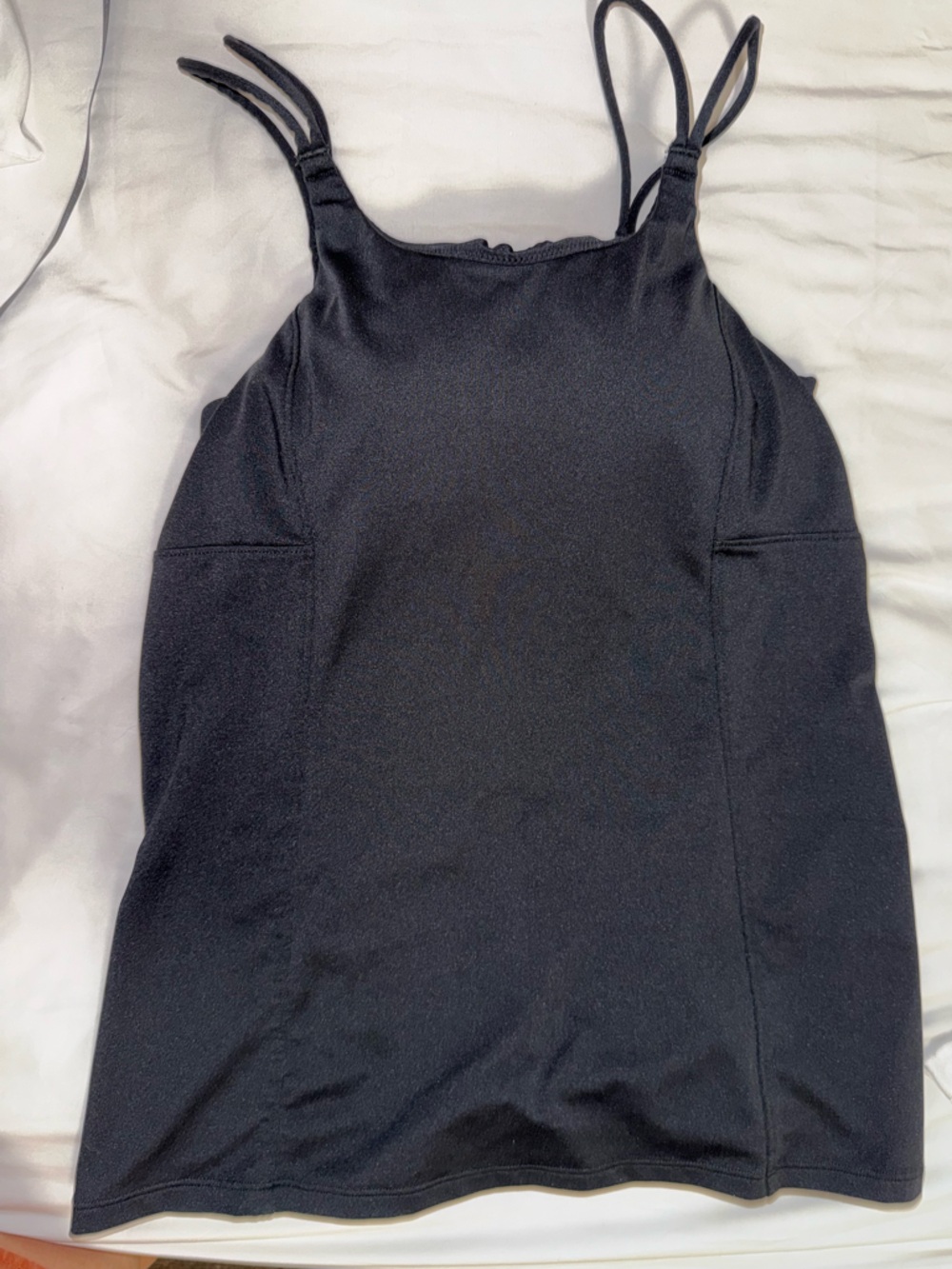 Athleta women’s Black Double-Strap Tank Top built in bra Sz 36B adjustable bra
